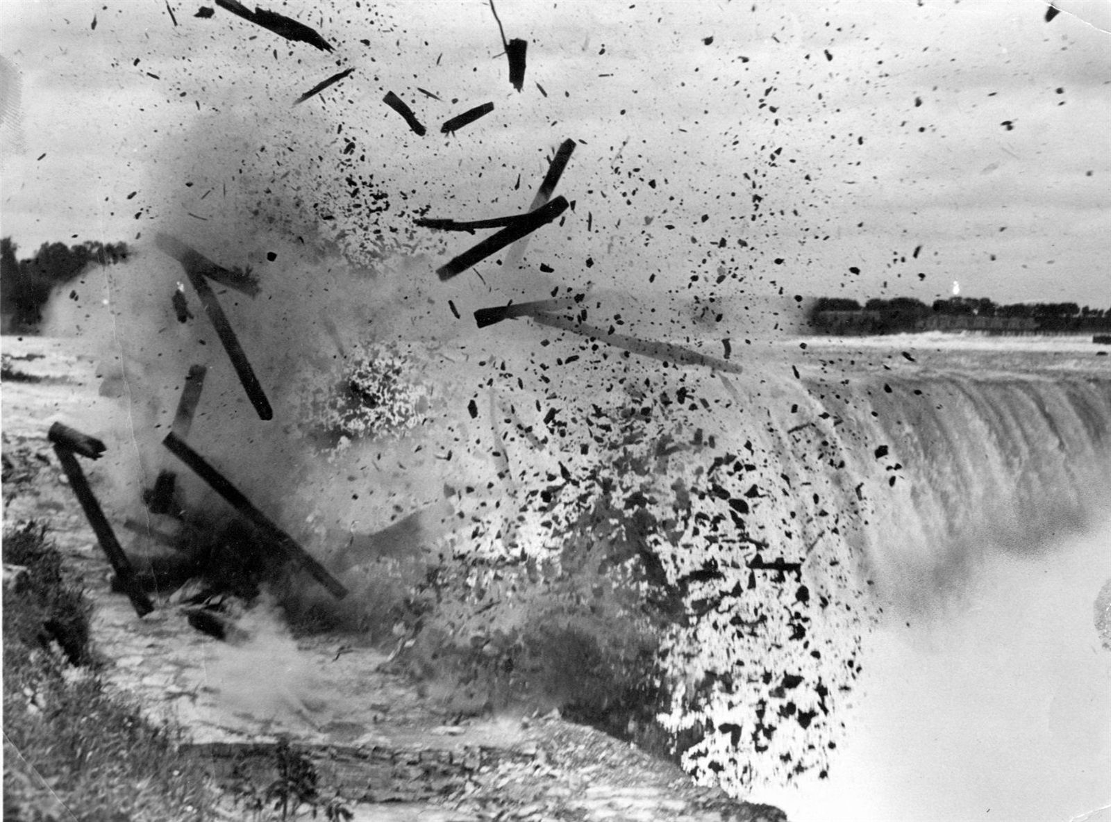 A look back: 300 years of Niagara Falls